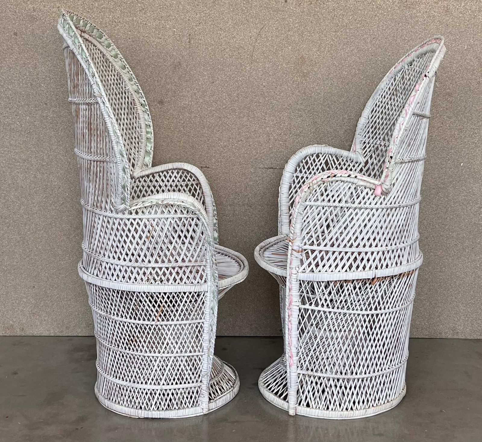 Pair Of Vintage White Wicker Peacock Chair In The Emmanuelle Style photo 2453.0