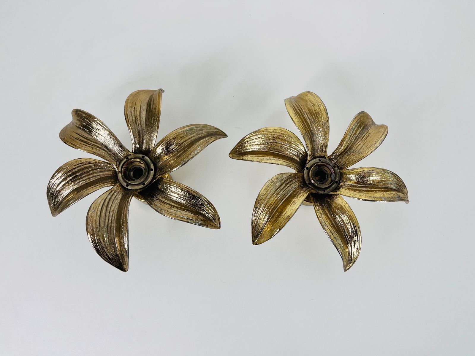 Set Of 2 Golden Florentine Flower Shape Flushmounts By Willy Daro For Massive