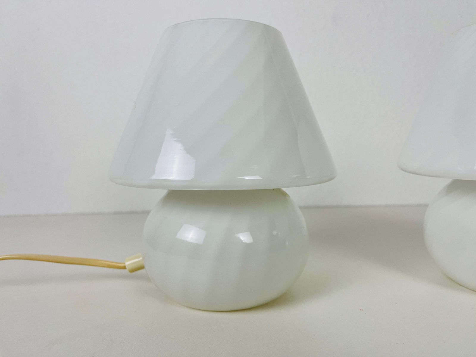 photo for sale Pair Of Vetri D‘Arte Murano Glass Mushroom Table Lamps, Italy, 1970s
