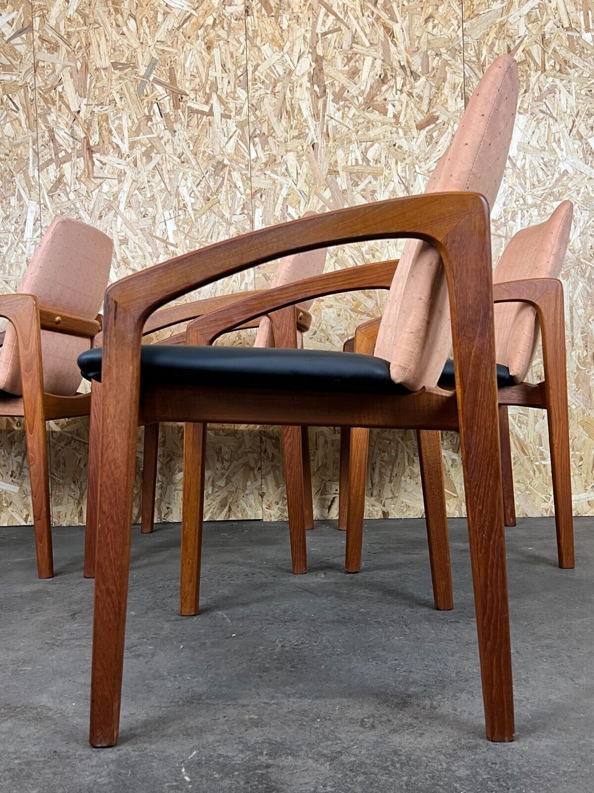 2140.0 Teak Dining Chair Henning Kjaernulf Korup Stolefabric photo