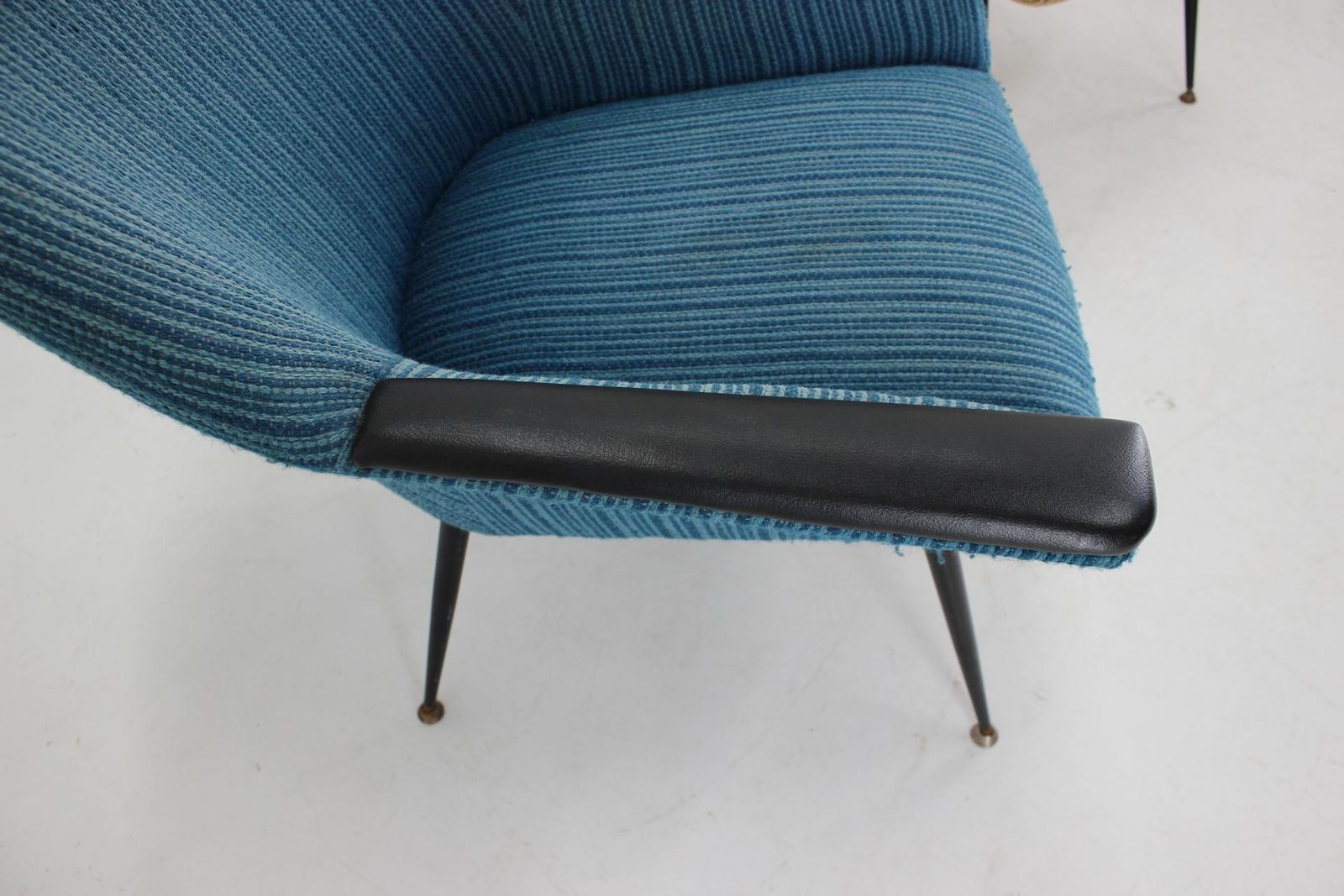 photo buy 1960s Pair Of Armchairs ,Italy