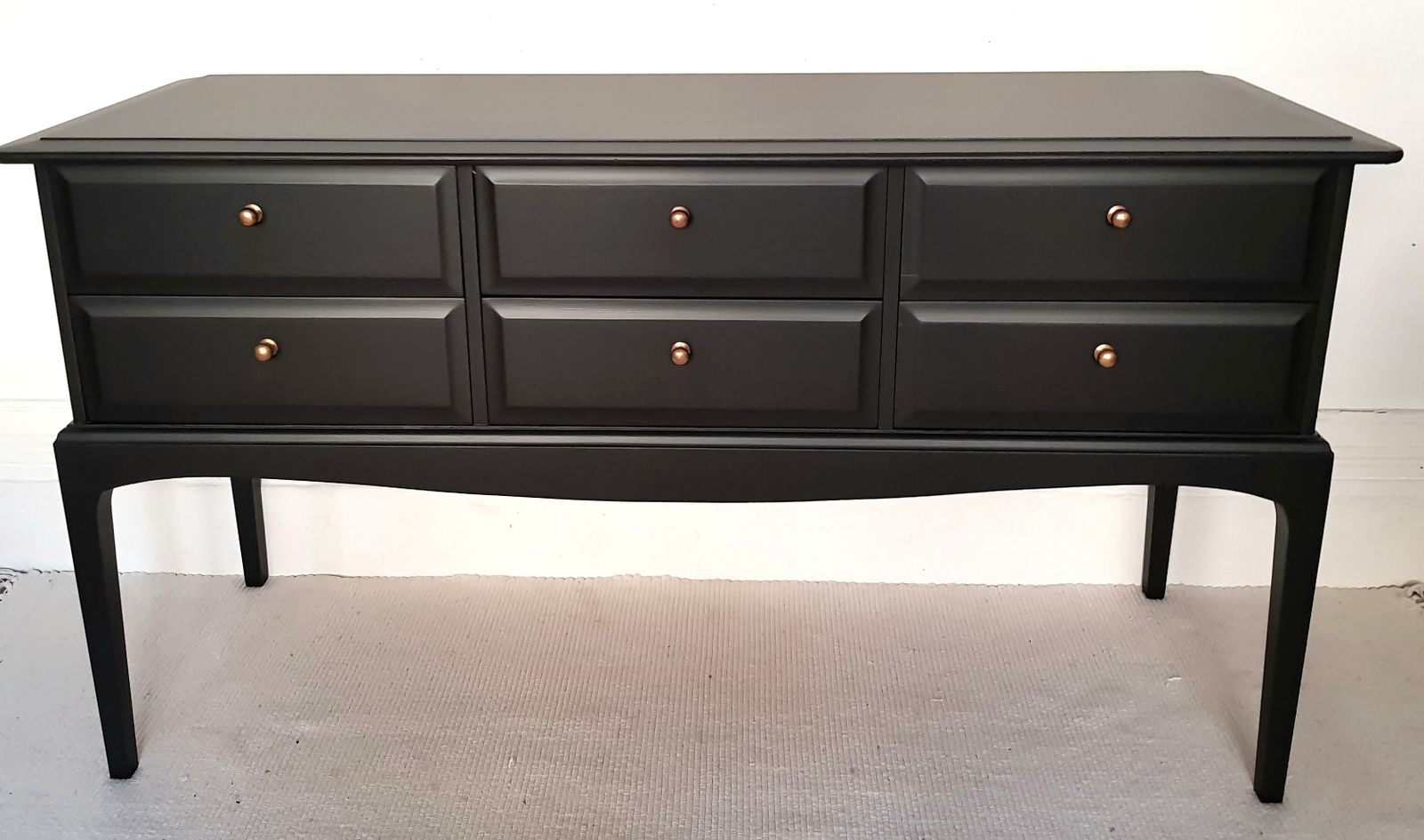 Stag Minstrel Painted Black Sideboard, Mahogany, Upcycled. photo vintage