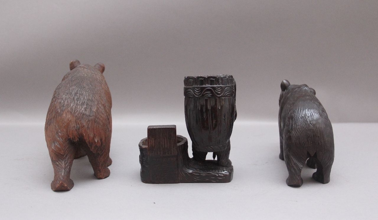 A Set Of Three 19th Century Black Forest Carvings photo 595.0