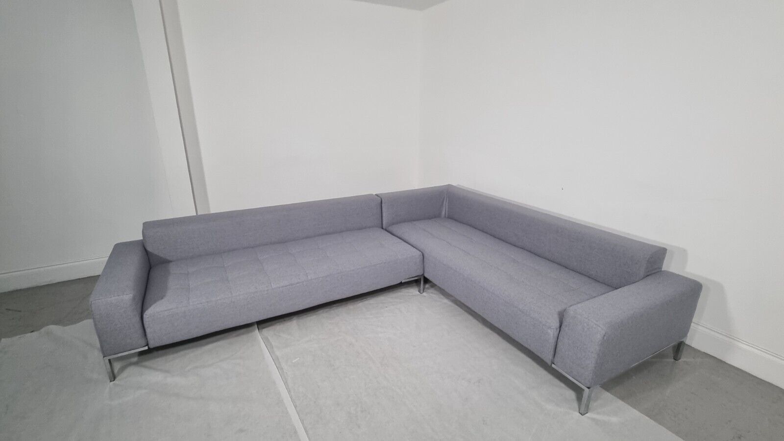 Stunning Zanotta Alfa L Shape In Soft Lambswool, Excellent Condition photo Furniture