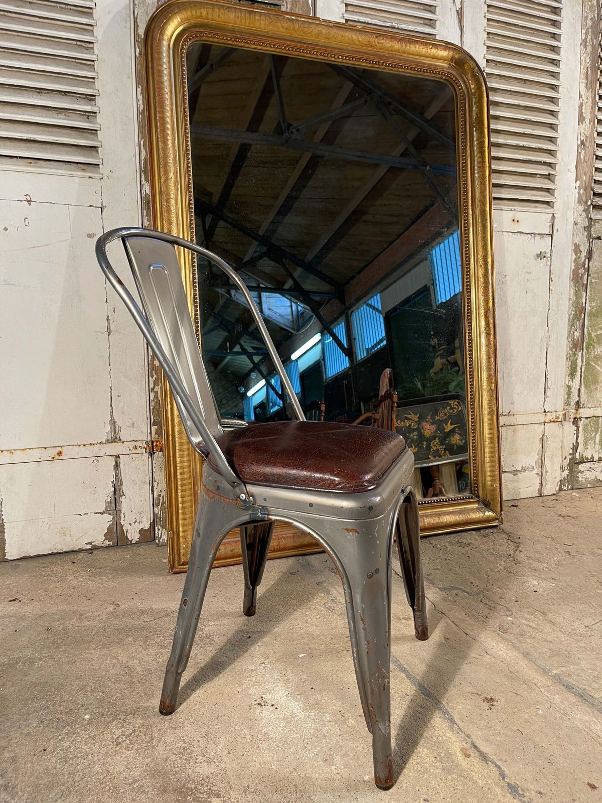 Vintage French Stacking Tolix Café Chairs Leather Seat Metal Frame photo 95.0