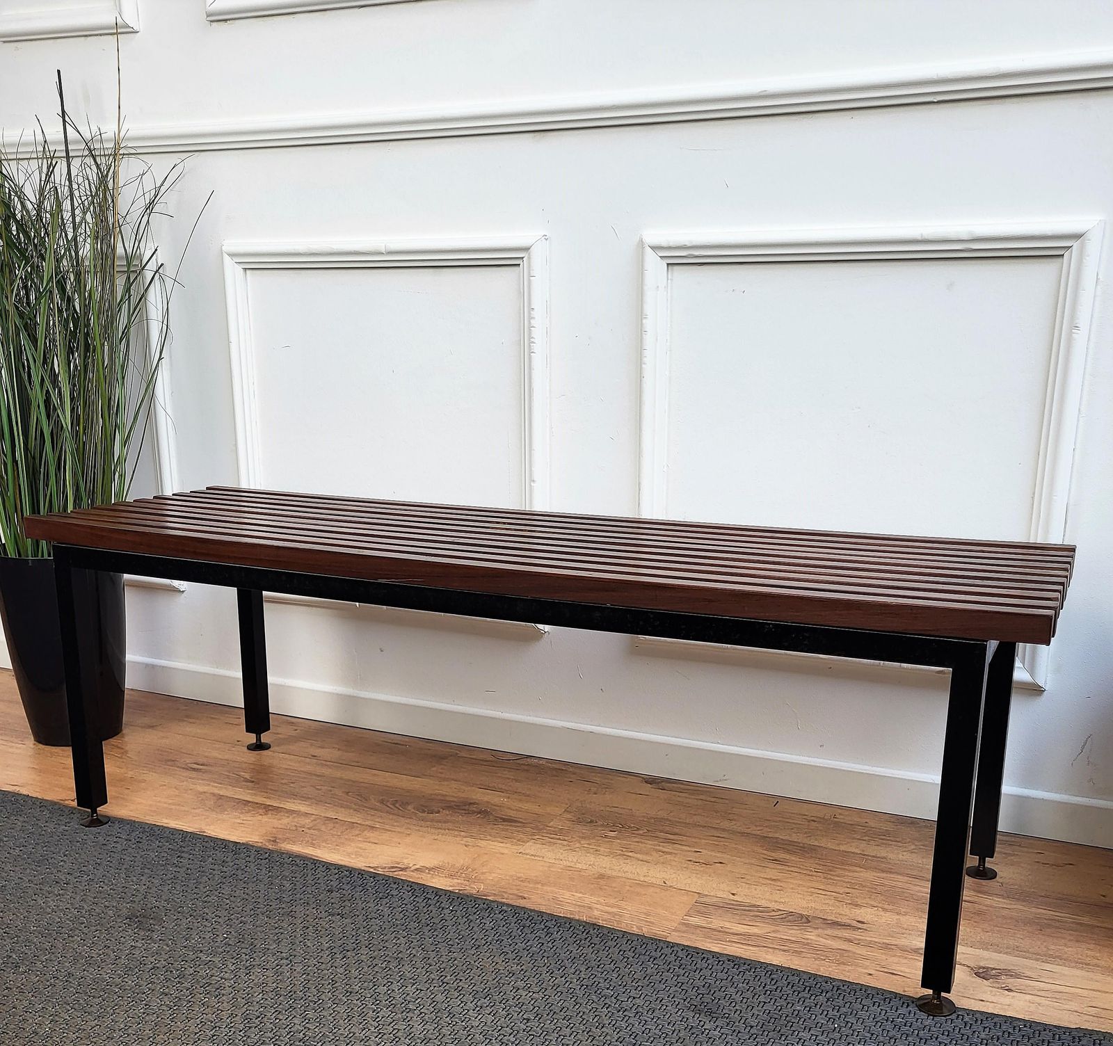 Mid Century Modern Italian Metal Base Brass Feet Wooden Slat Bench photo vinterior