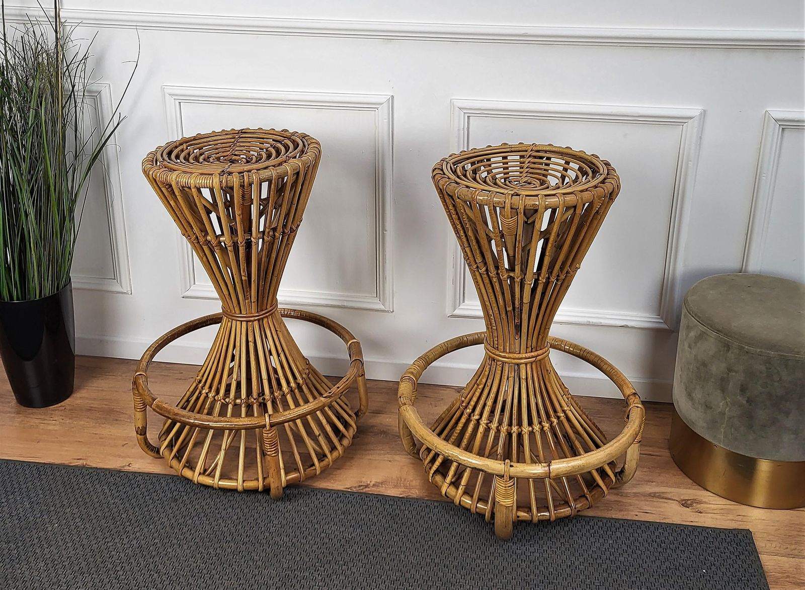 Pair Of 1960s Italian Bamboo Bohemian French Riviera Round Bar Stools Chairs photo 2421.0