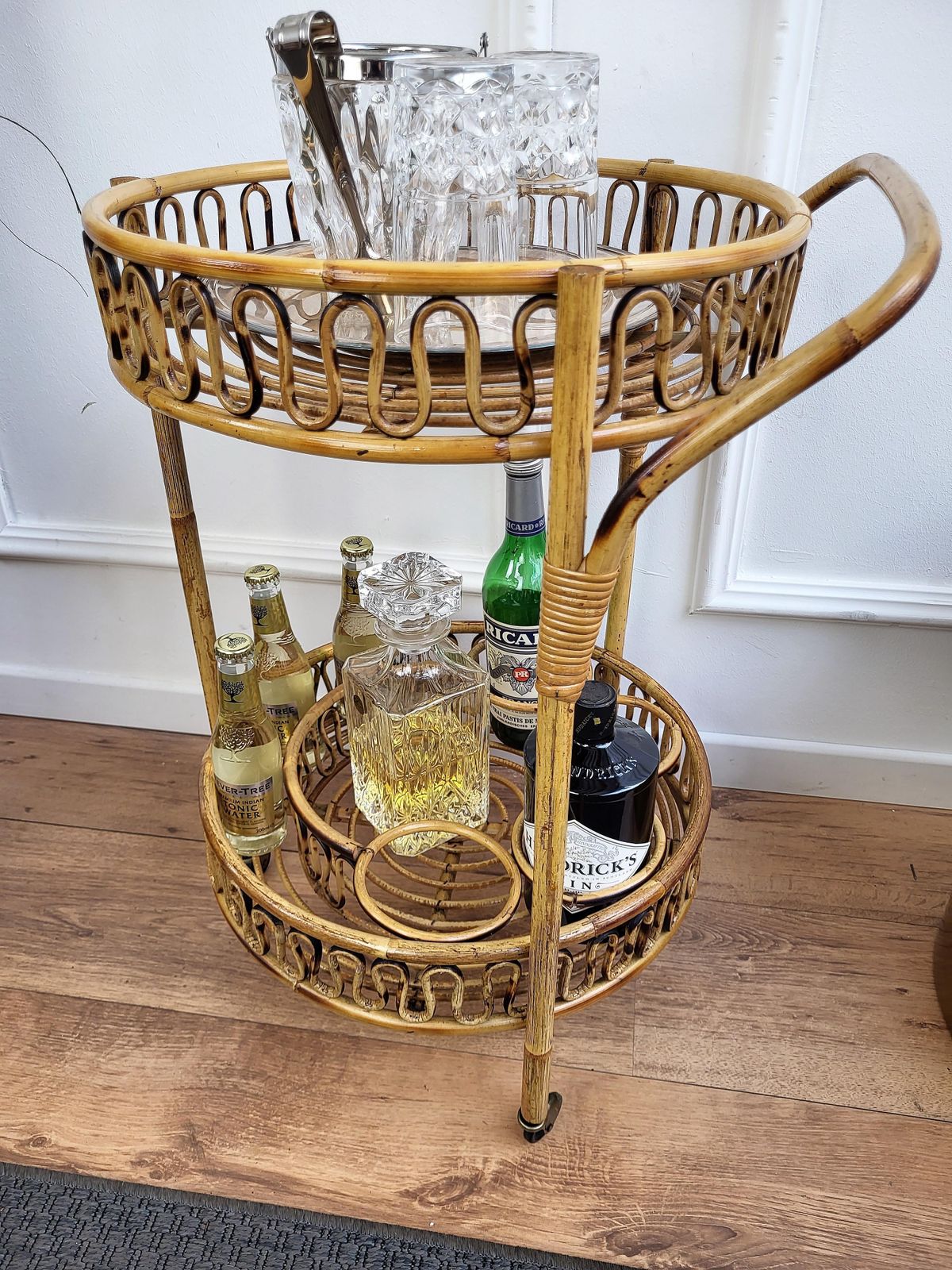 1960s Italian Bamboo Rattan Bohemian French Riviera Round Serving Bar Cart photo 1100.0