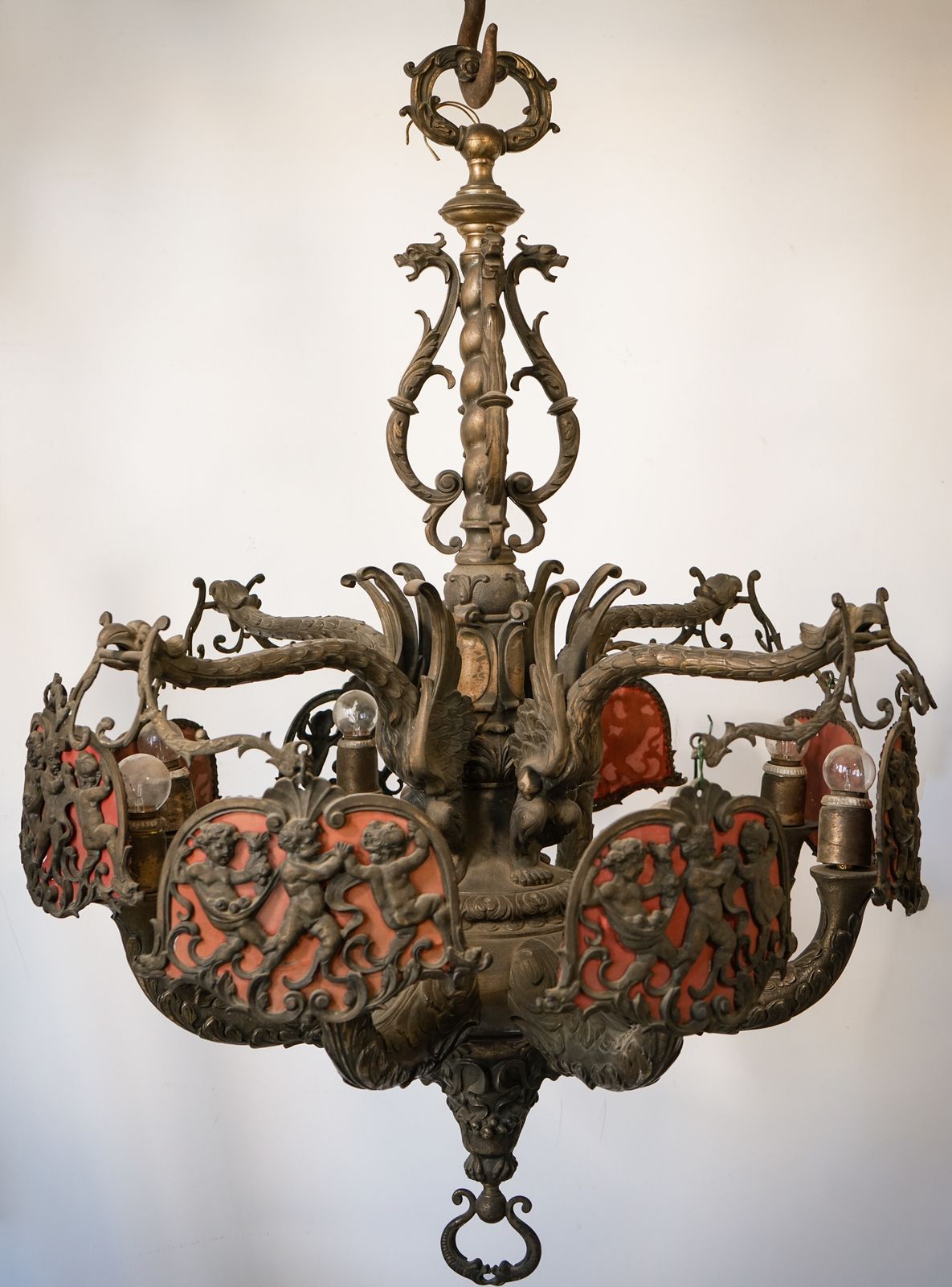Gaudi Geïnspireerde Kandelaars In Brons Of Messing photo furniture
