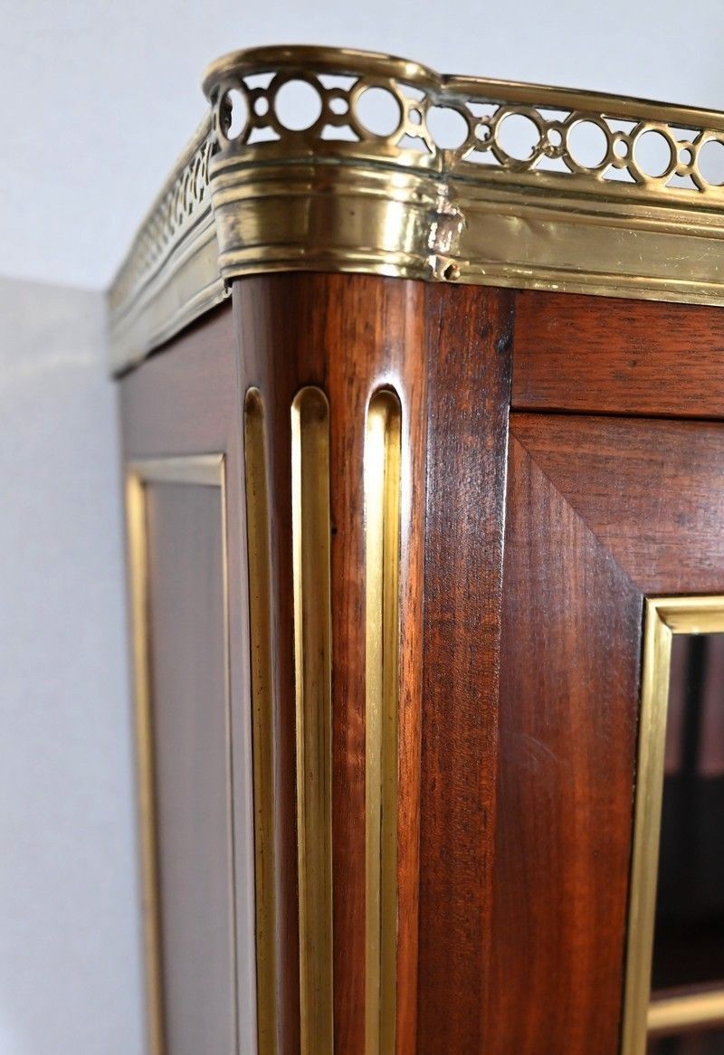 photo furniture Small Mahogany Showcase, Louis XVI Style, Late 19th Century