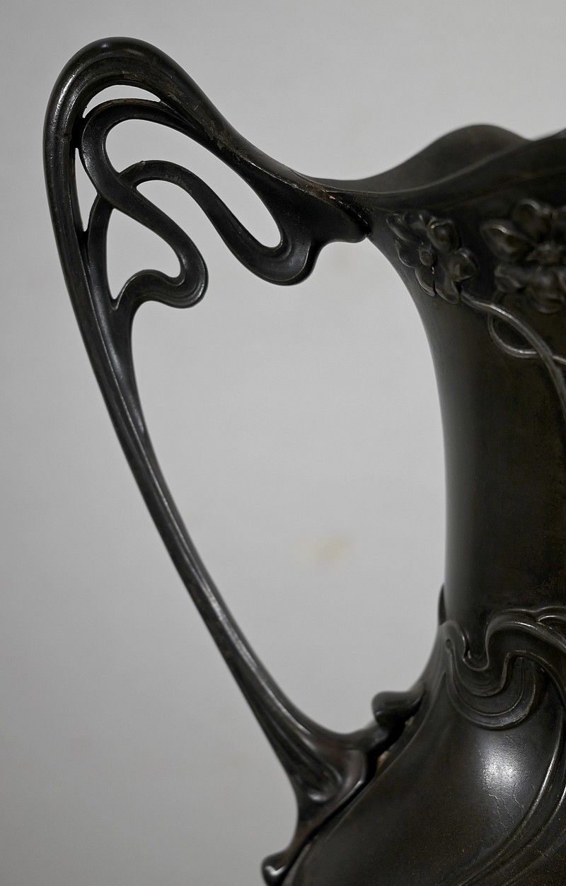 photo furniture Important Pair Of Pewter Vases, Art Nouveau   1900