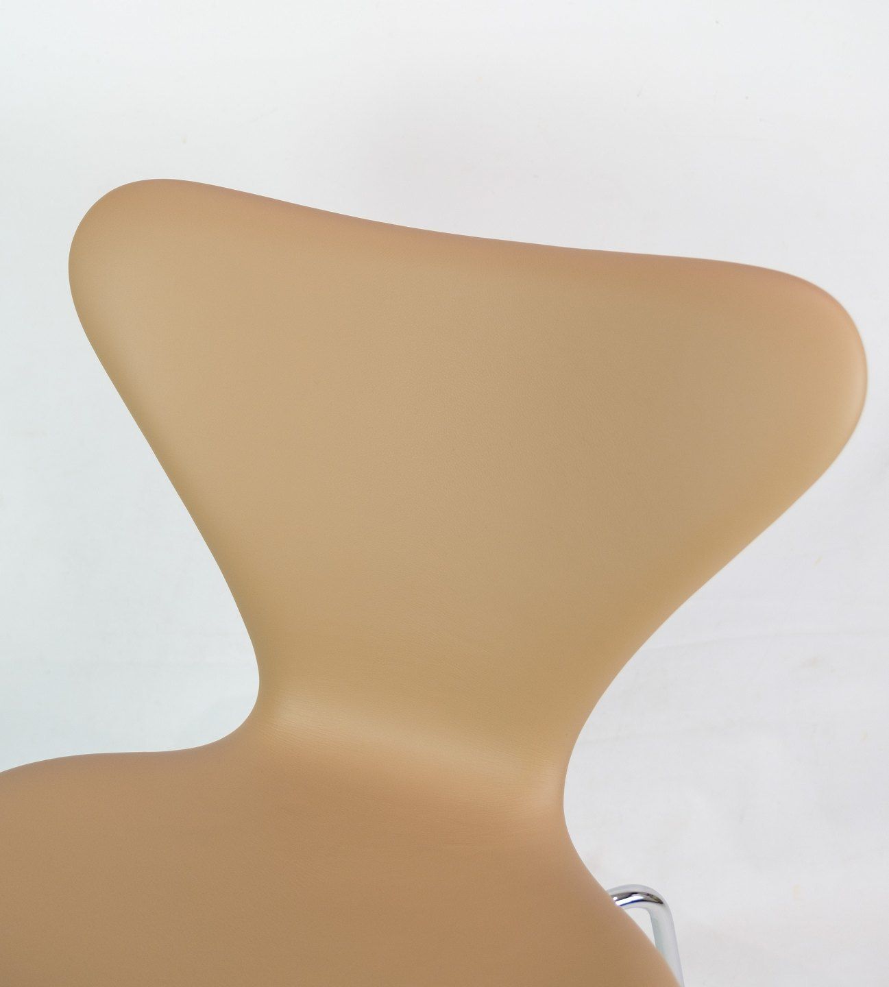 A Set Of 4 Seven Chairs Model 3107 By Arne Jacobsen For Fritz Hansen photo Furniture