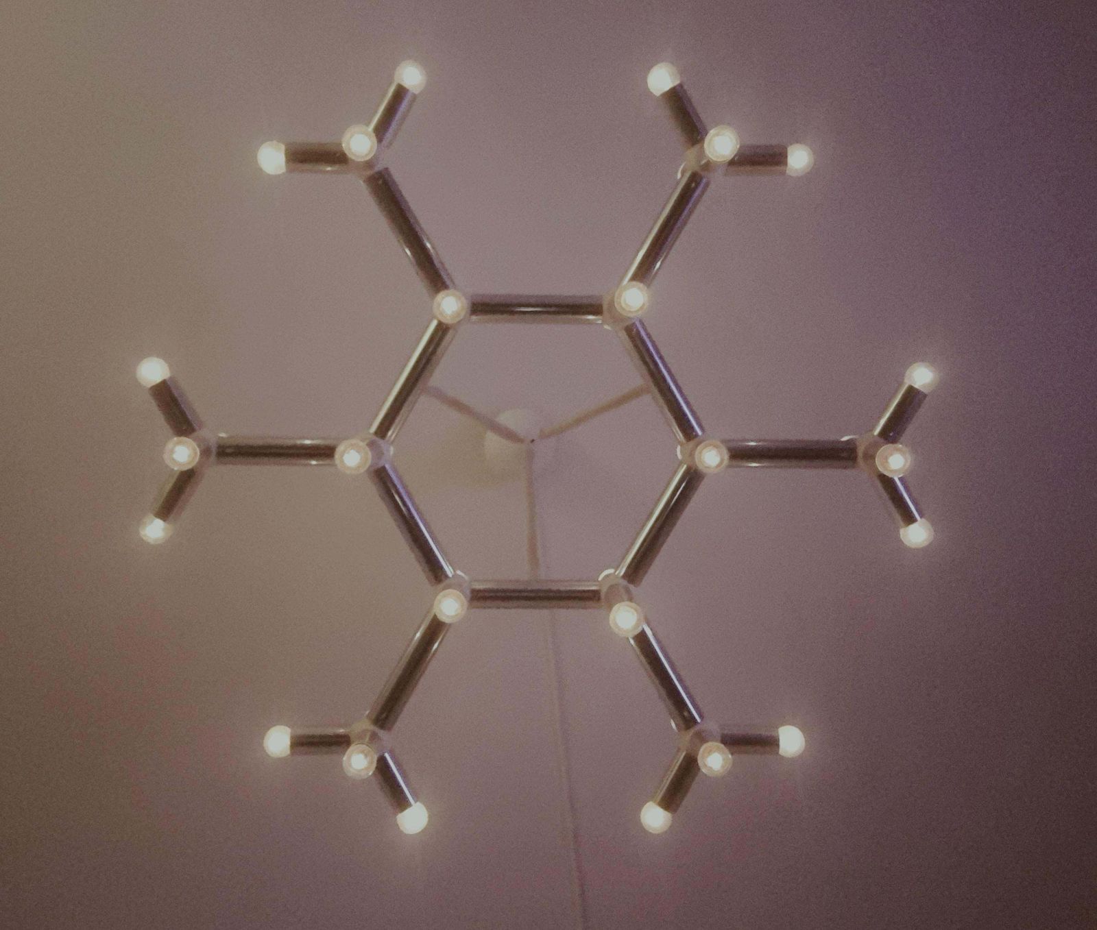 Large Chandelier, Model "Atomic", Midcentury Modern, White Plastic And Aluminium photo Lighting