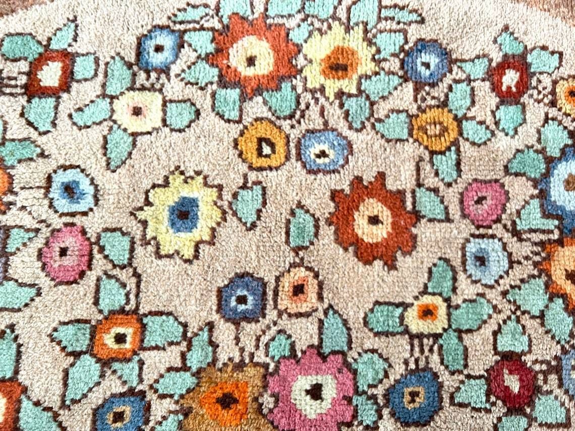 Scandinavian Style Brown Hook Rug, Mid Century High Pile Shag Rug photo furniture