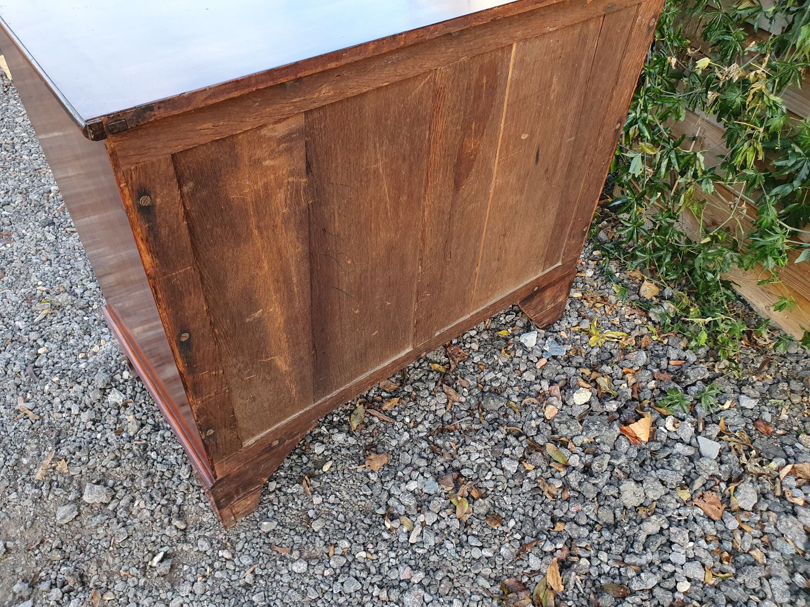 Georgian Mahogany Serpentine Chest. Good Quality C1770 photo vintage