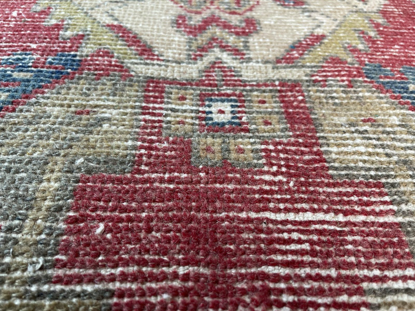 photo furniture Traditioneel Turks Anatolisch Tapijt, Vintage Anatolisch Turks Tapijt 93 X 52 Cm