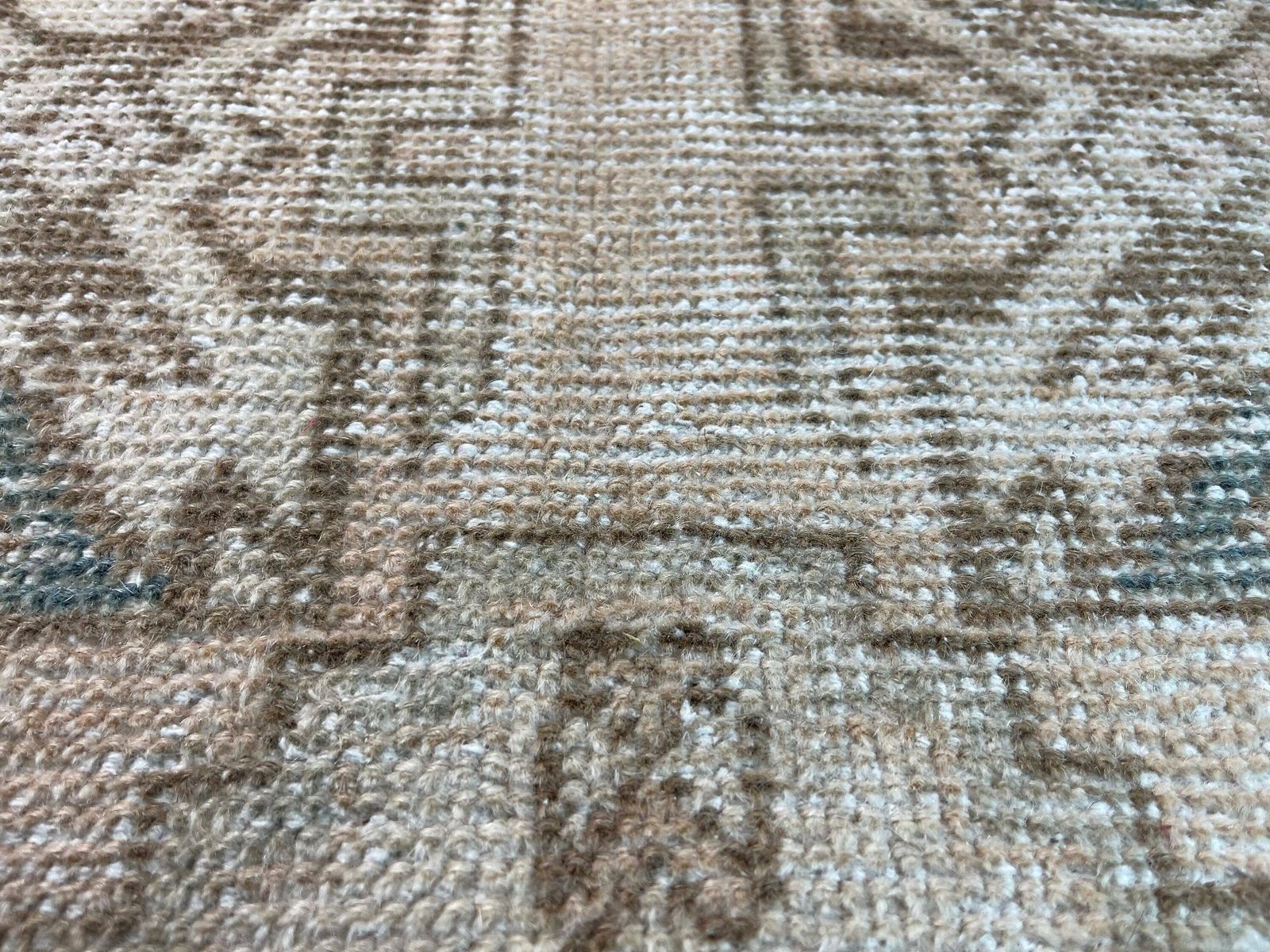 photo furniture Traditional Turkish Anatolian Rug , Vintage Anatolian Turkish Rug 88 X 40 Cm