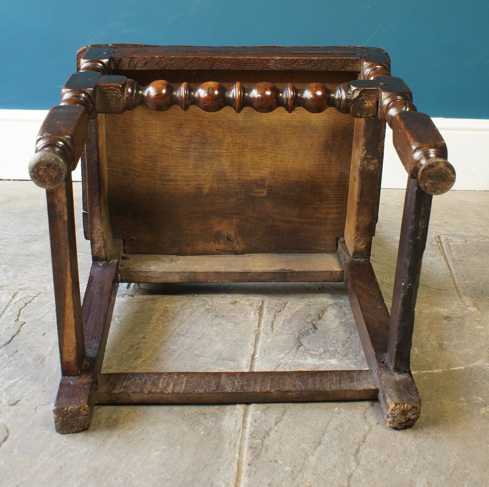 17th Century Oak Lancashire Chair. photo vinterior