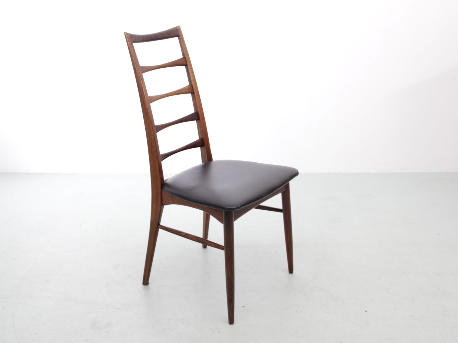 Mid Century  Modern Scandinavian Set Of 4 Teak Chairs Model Lis  By Niels Koefoed photo for sale