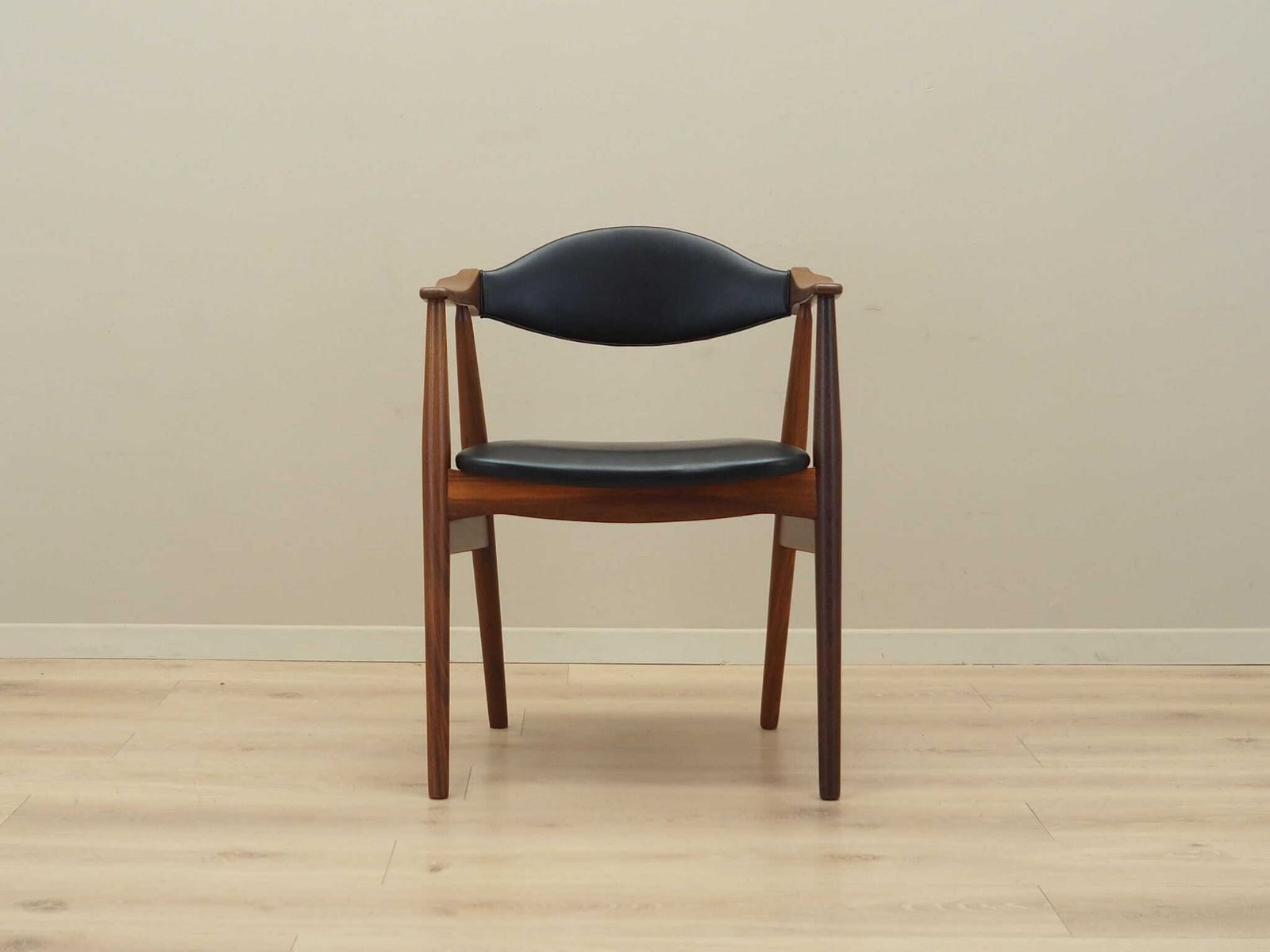 photo vintage Set Van Zes Teakhouten Stoelen, Deens Design, Ca. Jaren 1970, Fabrikant: Farstrup Møbler