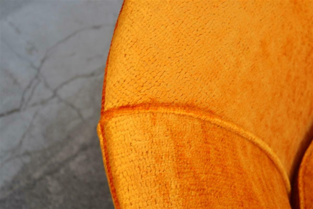 photo vintage Mid Century Orange Velvet Curved Sofa Made In Italy 1950s Wood Feet