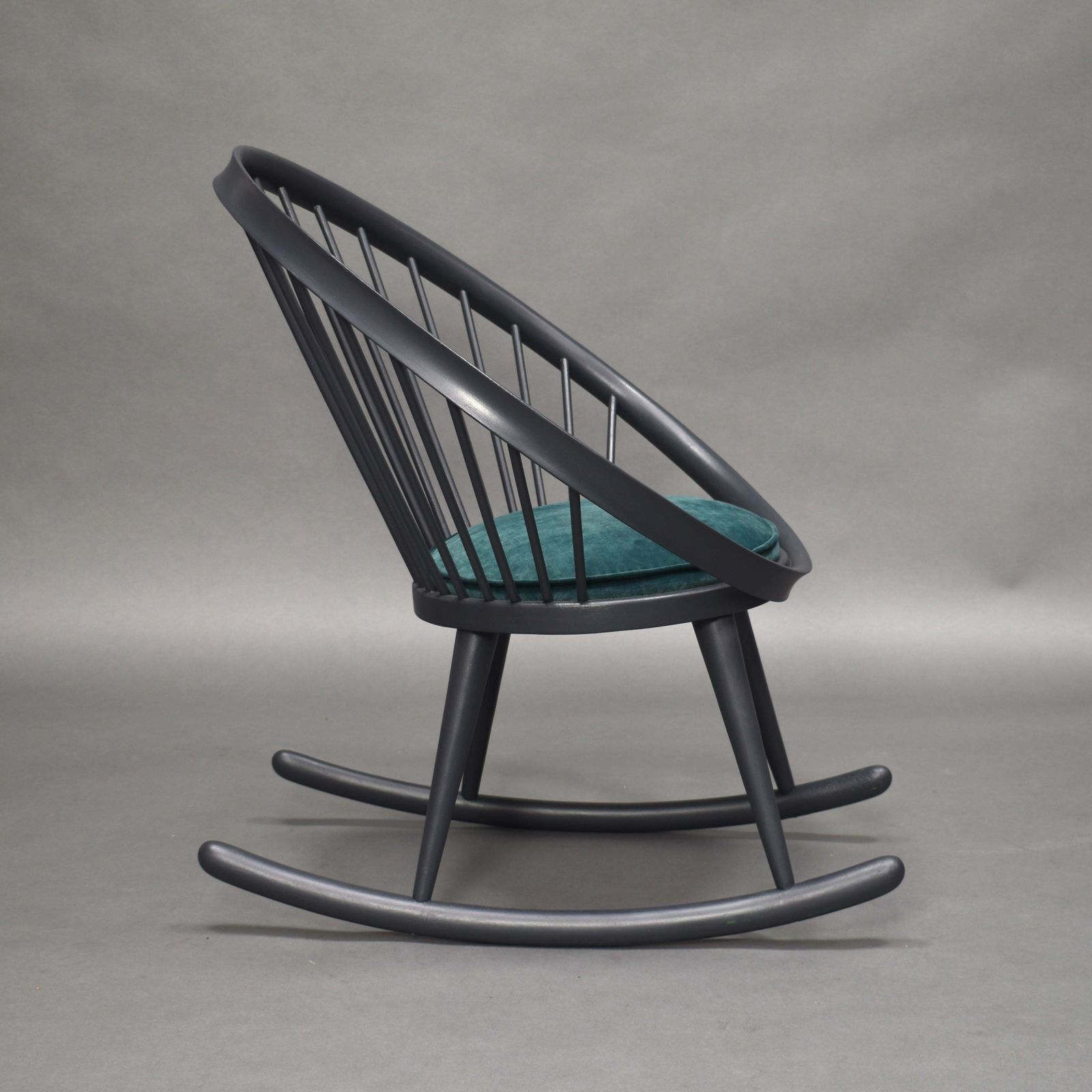 Yngve Ekström 'Circle' Rocking Chair, Sweden, Circa 1960 photo vinterior