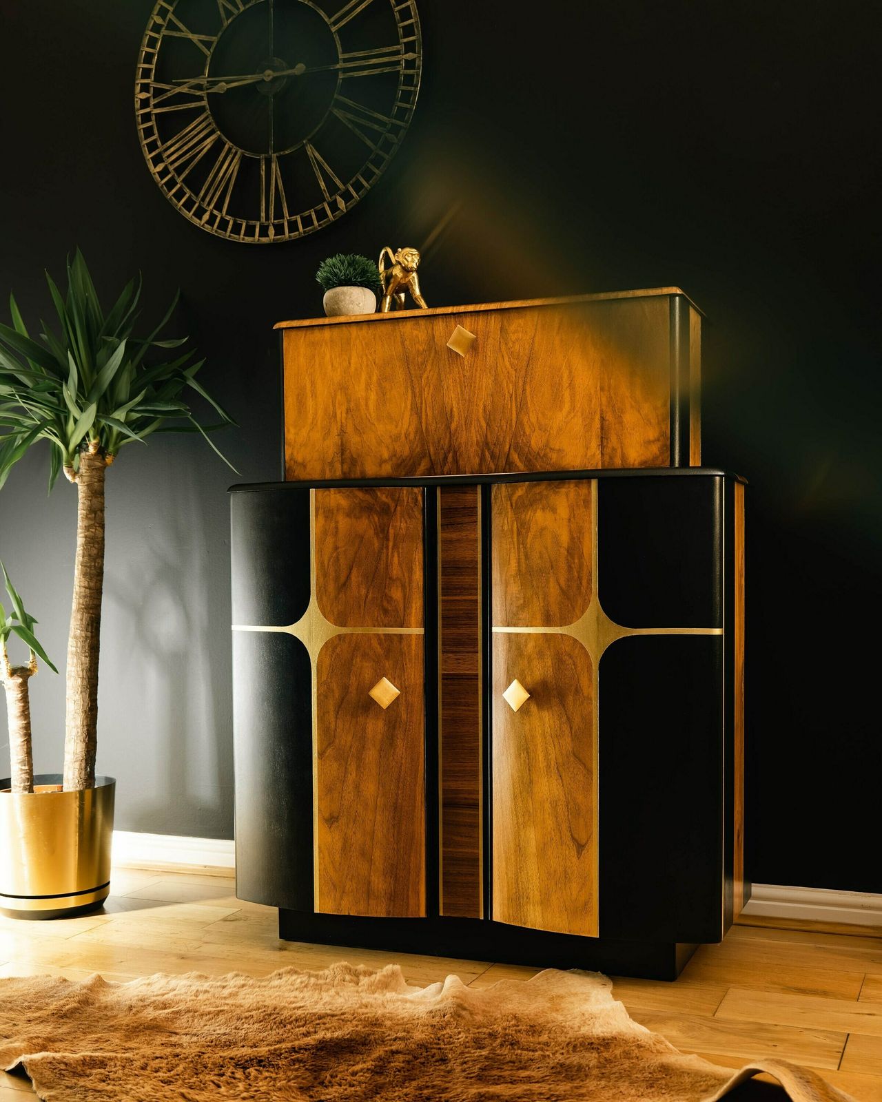 Asteria Cocktail Cabinet/ Drinks Cabinet Art Deco Cocktail Bar