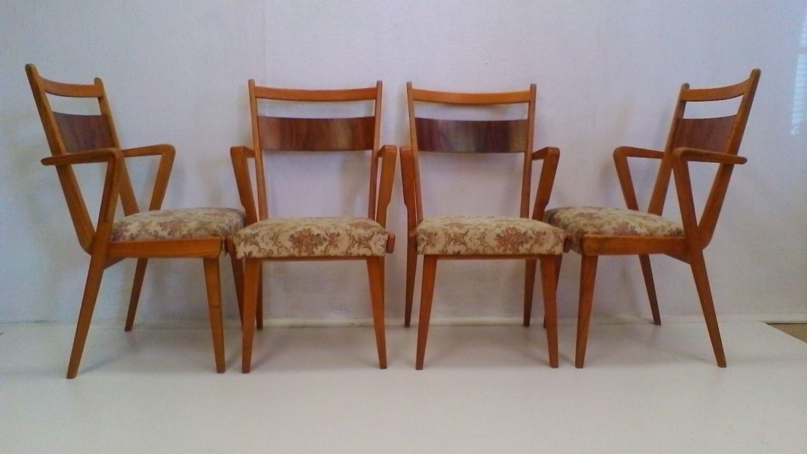 Set Of Four Wooden Chairs Ji 350 With New Upholstery, 1965 S