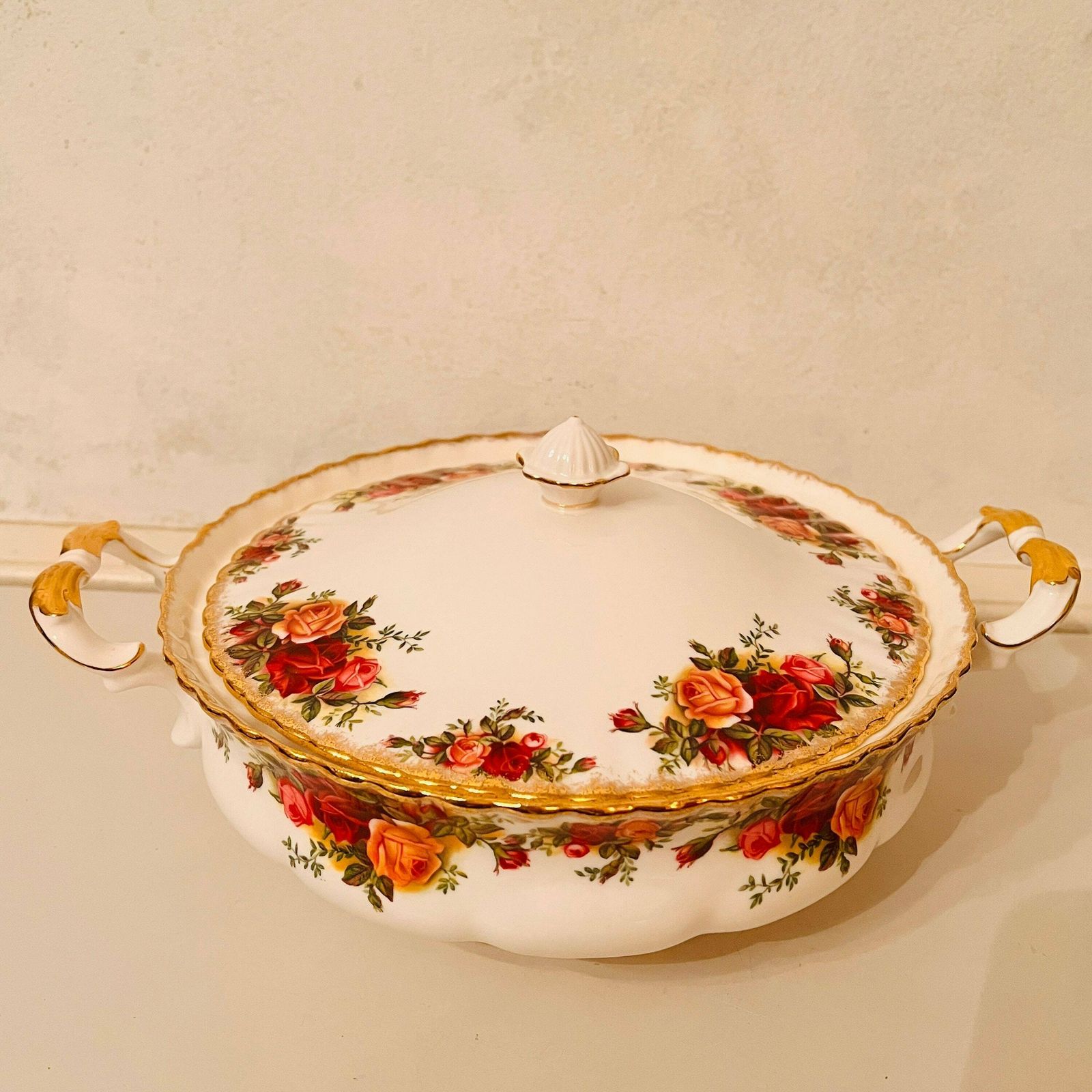 Zeldzaam: Royal Albert Old Country Roses Terrine, Deck Bowl, 1e Kwaliteit