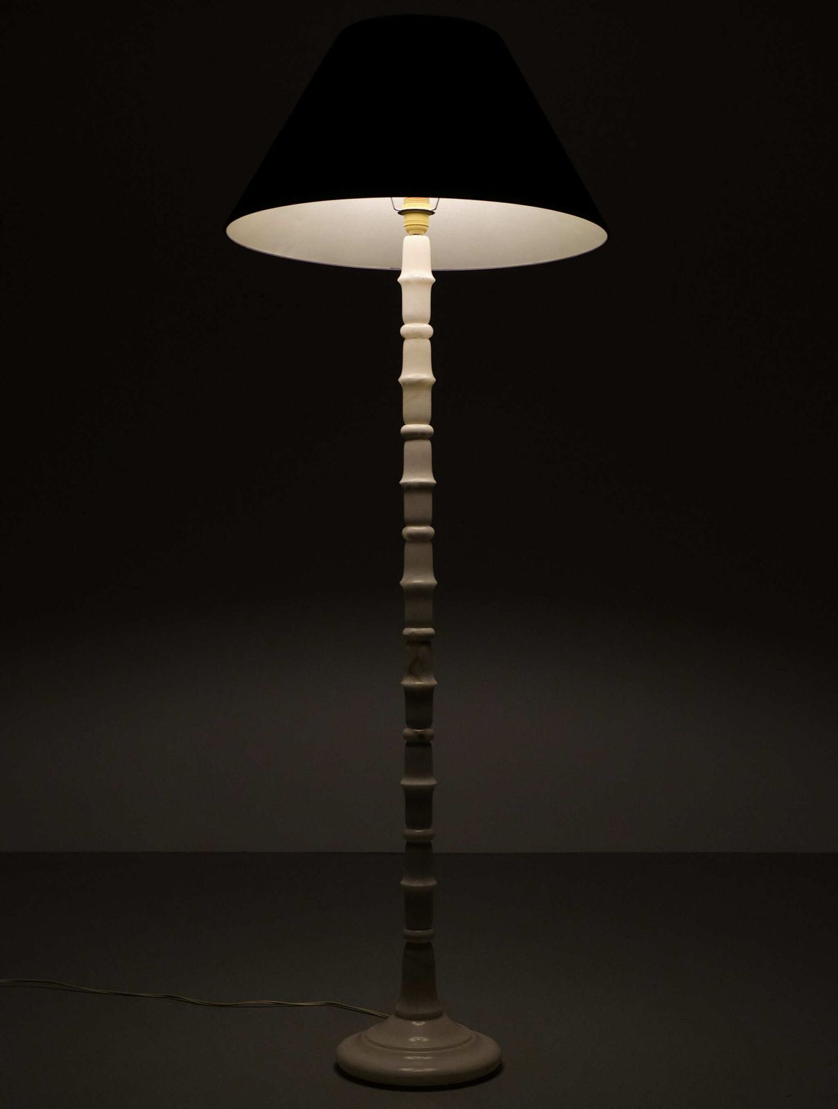 White Marble Floor Lamp Regency Italy 1970s photo vinterior