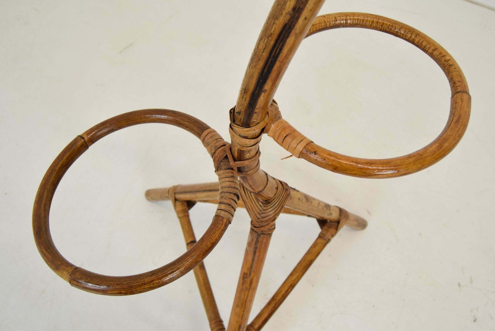 photo furniture Mid Century Rattan And Bamboo Flower Stand, Bonaccina Attributed,1950's.