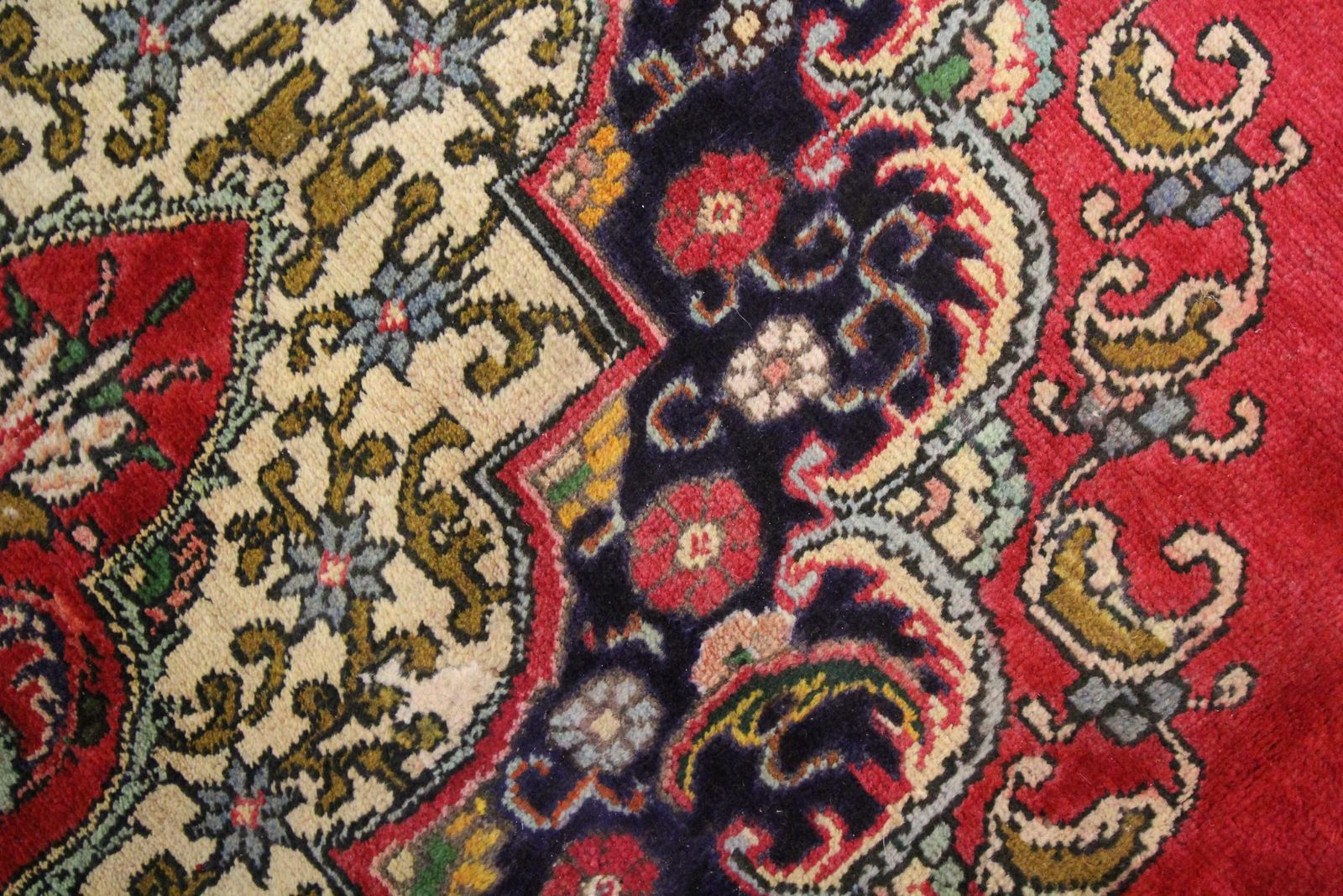 photo vintage Traditional Carpet Handwoven Wool Rug Large Floral Red Living Room Rug