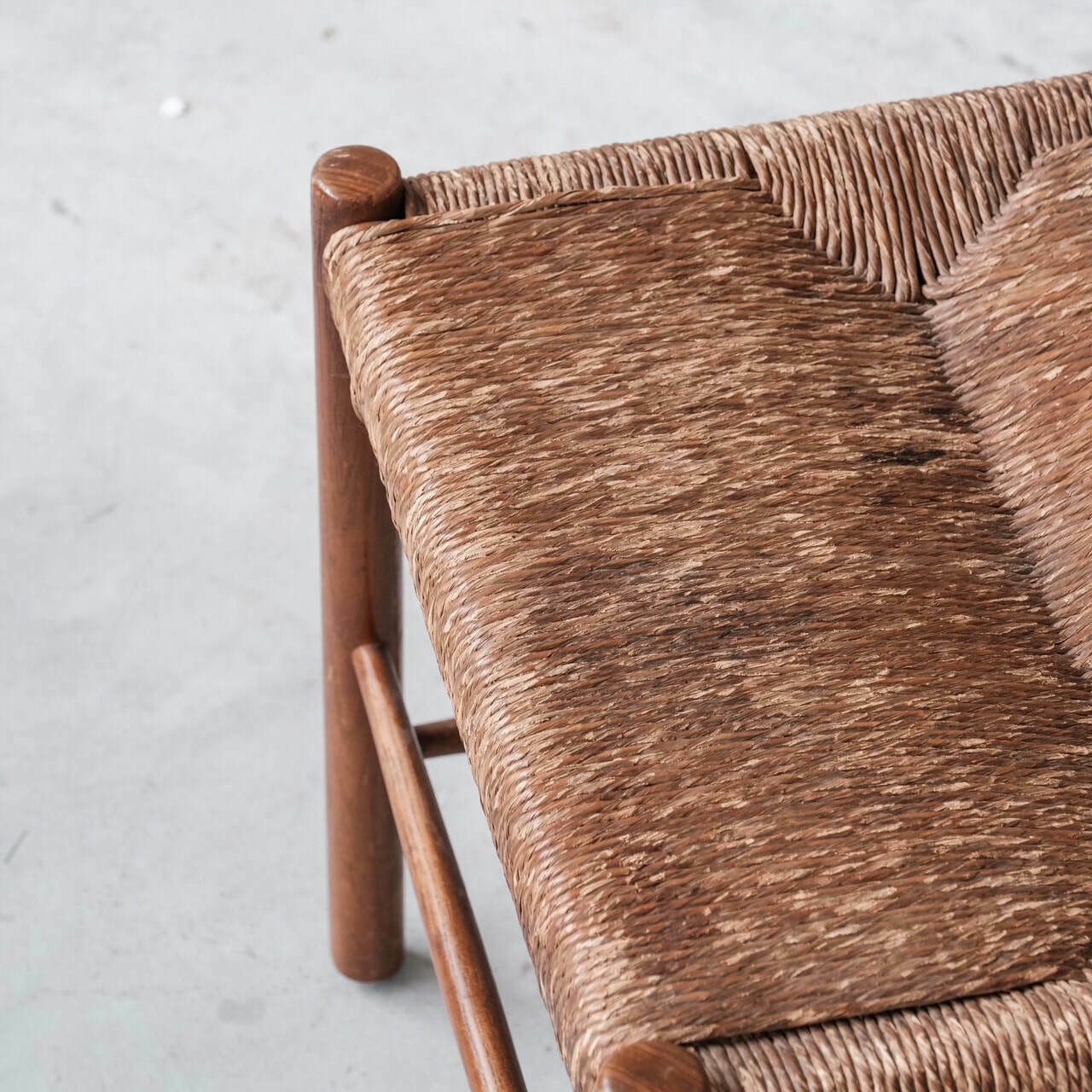 photo vinterior Set Of Four Mid Century Charlotte Perriand 'Dordogne' Rush Dining Chairs