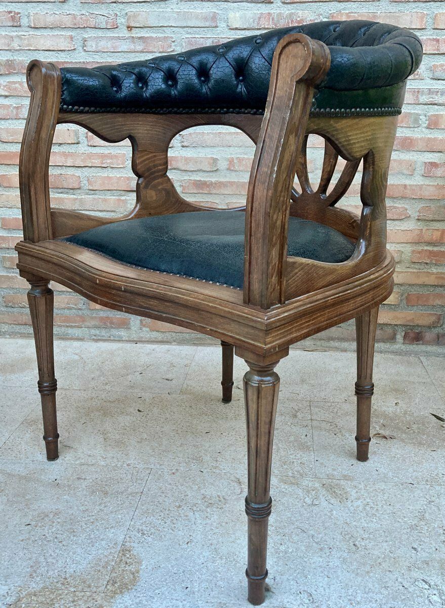 photo buy Dining Table With Armchairs In Leather And Walnut, 1950s, Set Of 5