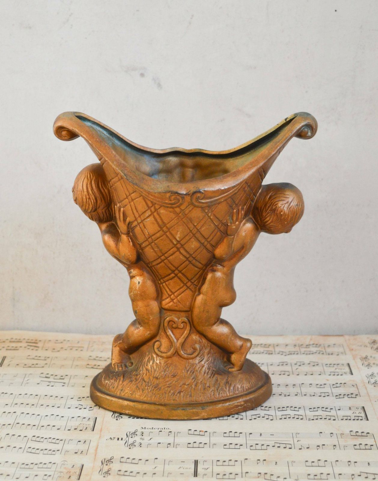 Rare Antique Cherub Gold Vase, Art Nouveau Baby Cherub Ornate Planter 22x20cm photo Home Decor