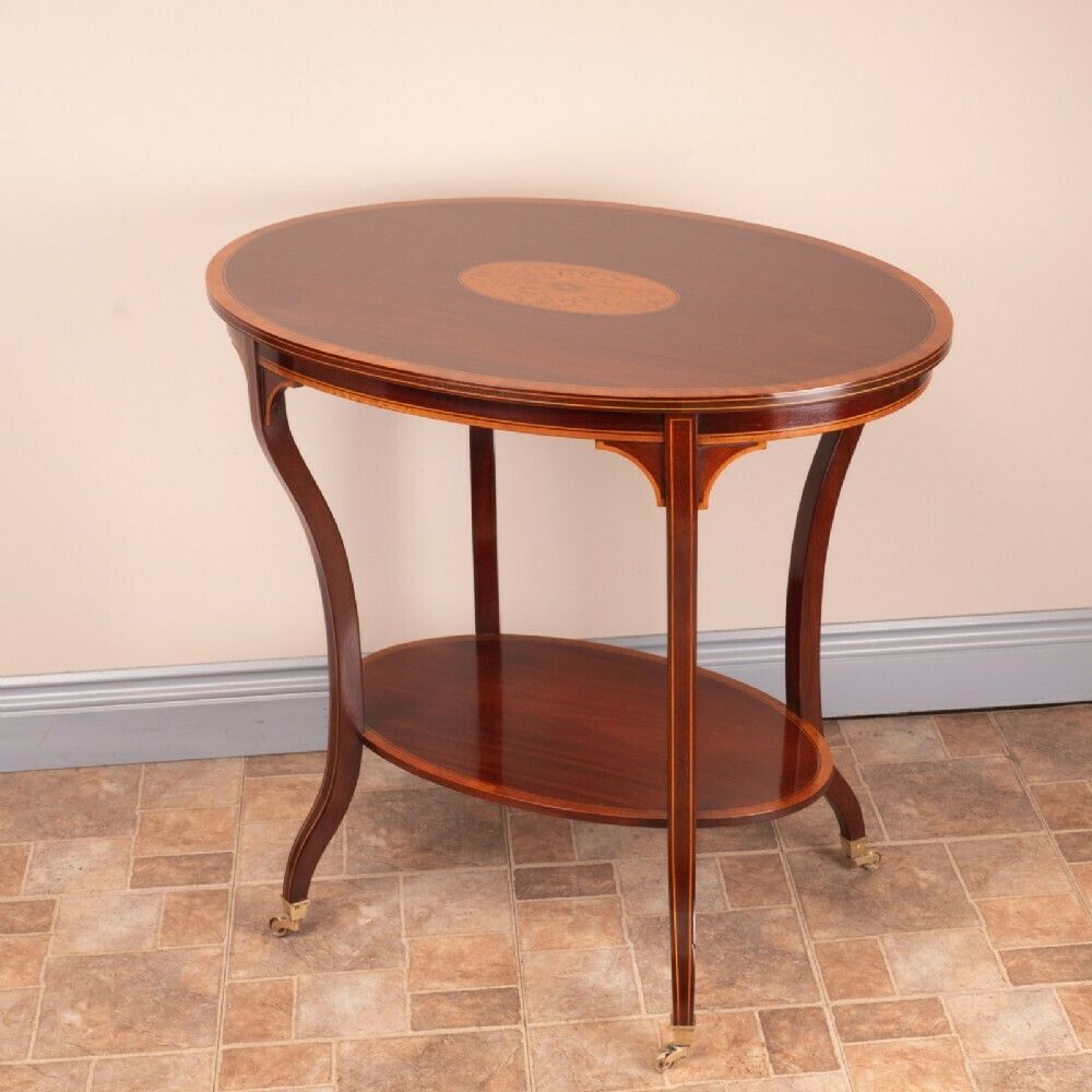photo vintage Good Quality Edwardian Inlaid Oval Mahogany Occasional Table