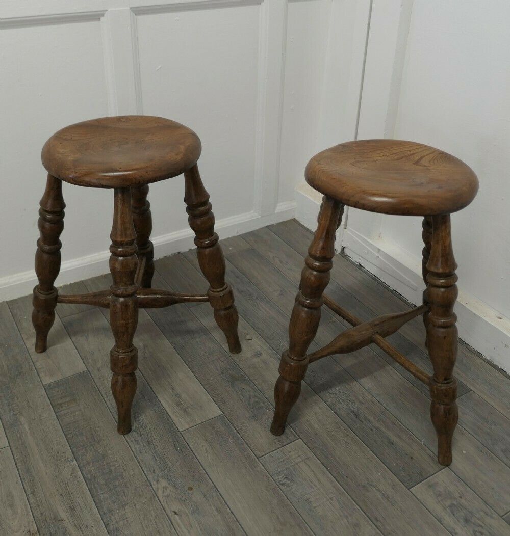A Pair Of Chunky Victorian Elm Farmhouse Kitchen Stools photo 840.0