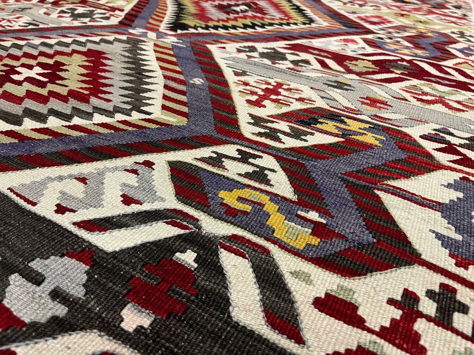 Geometric Kilim Rug Antique Traditional Handmade Carpet Area Rug photo 2500.0