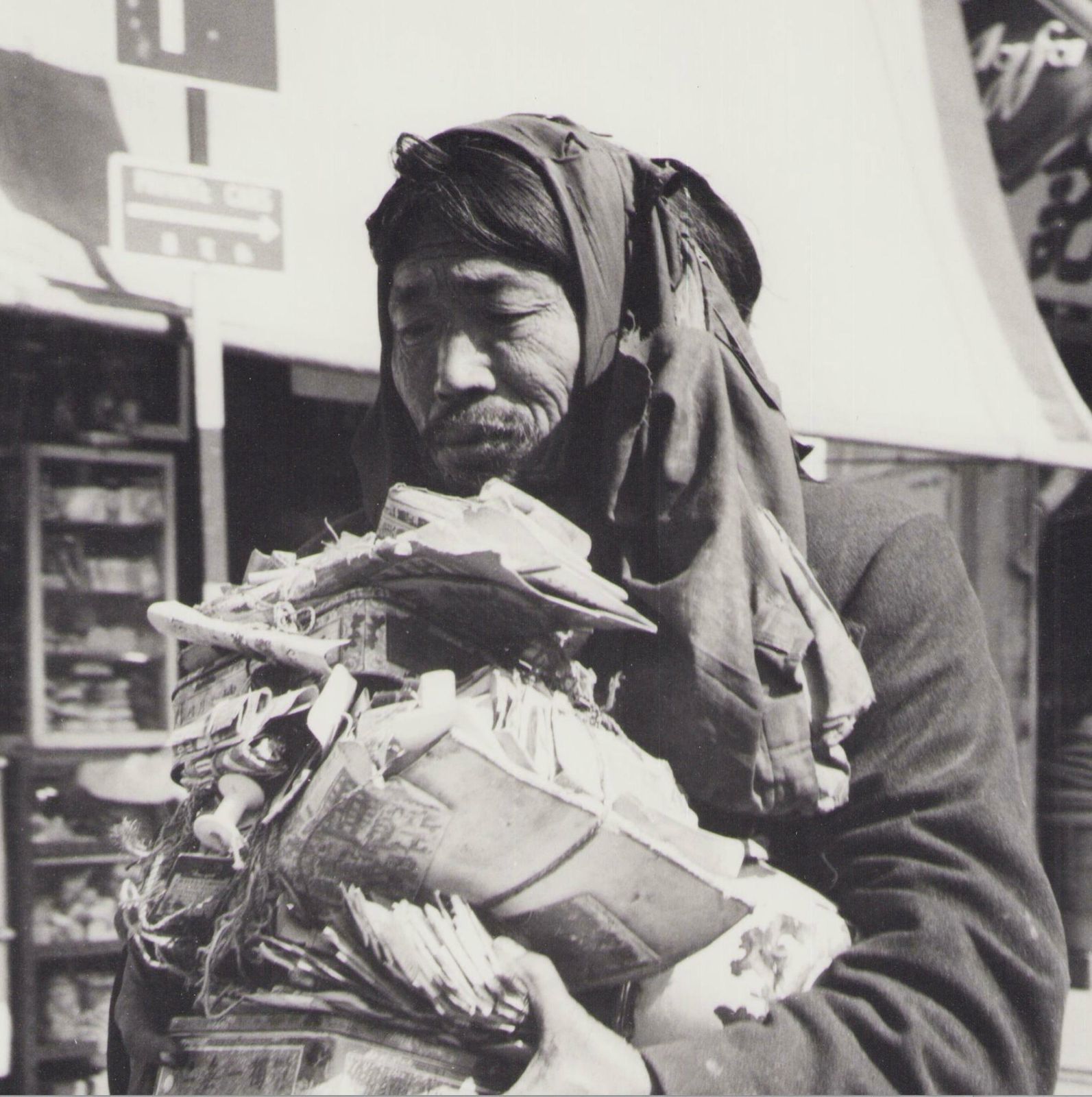 Hanna Seidel Hong Kong Man Collector Black And White Photograph