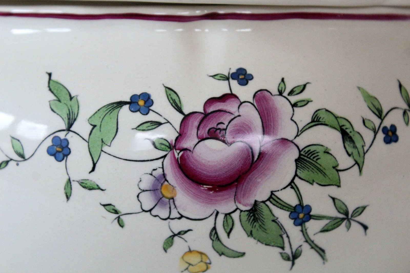 Large Antique Boch Ceramic Serving Bowl With Lid, Tureen Soup Bowl, Boch Freres Keramis Belgium Farmhouse Castle Kitchen Soupiere Polychrome photo Home Decor