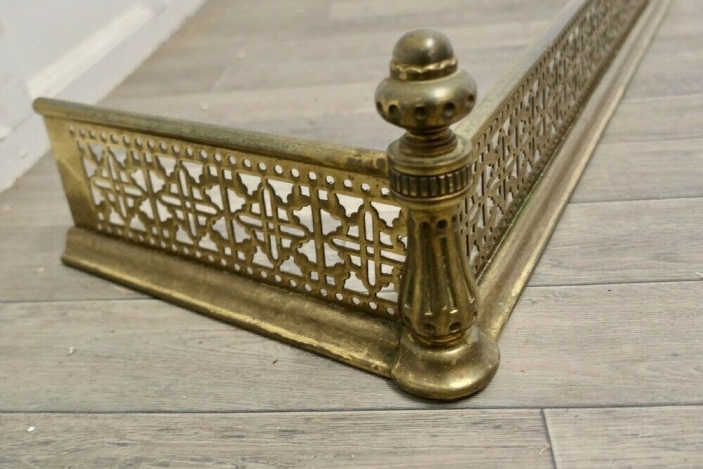 Heavy Victorian Arts And Crafts Pierced Brass Fender photo 708.0