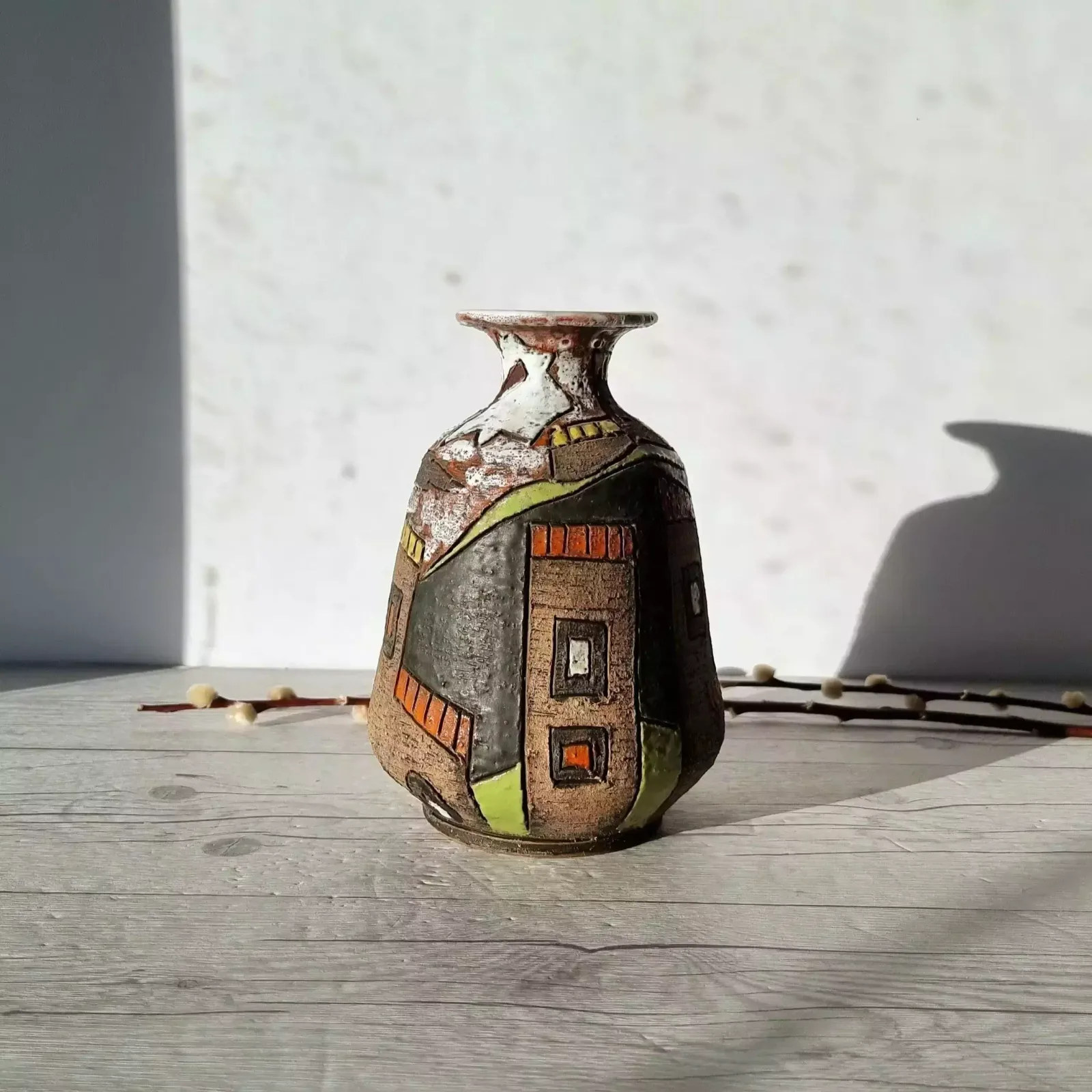 Fratelli Fanciullacci, Stylised Town Series, Sgraffito On Clay, Gloss And Lava Glaze Décor Vase photo Home Decor