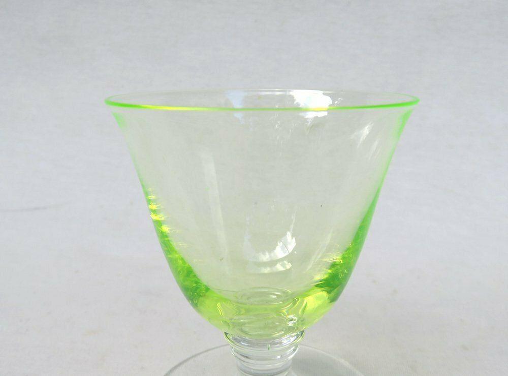 photo furniture Art Deco Uranium Glass Liqueur Glasses 1920s Set Of 6