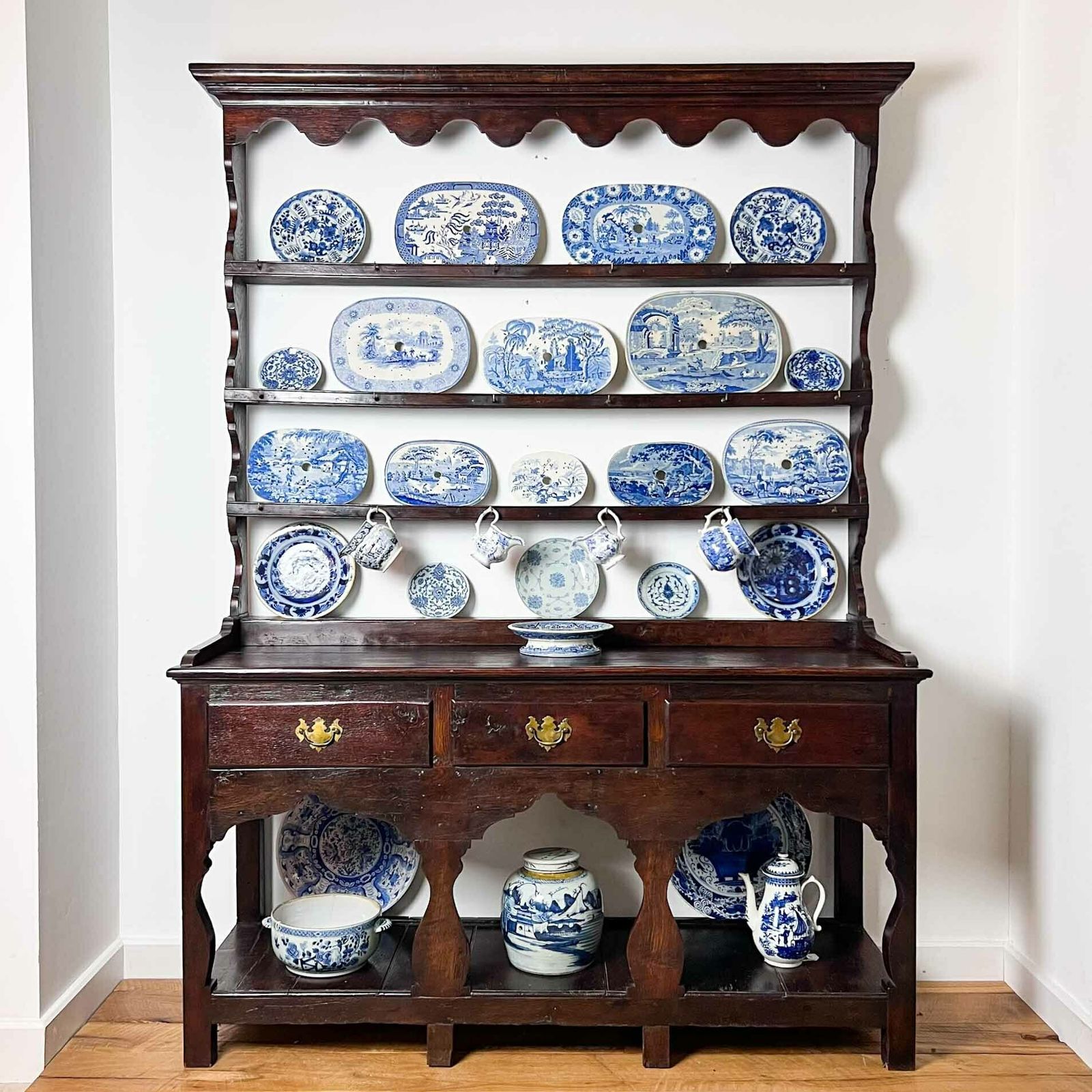18th Century Welsh Oak Potboard Dresser