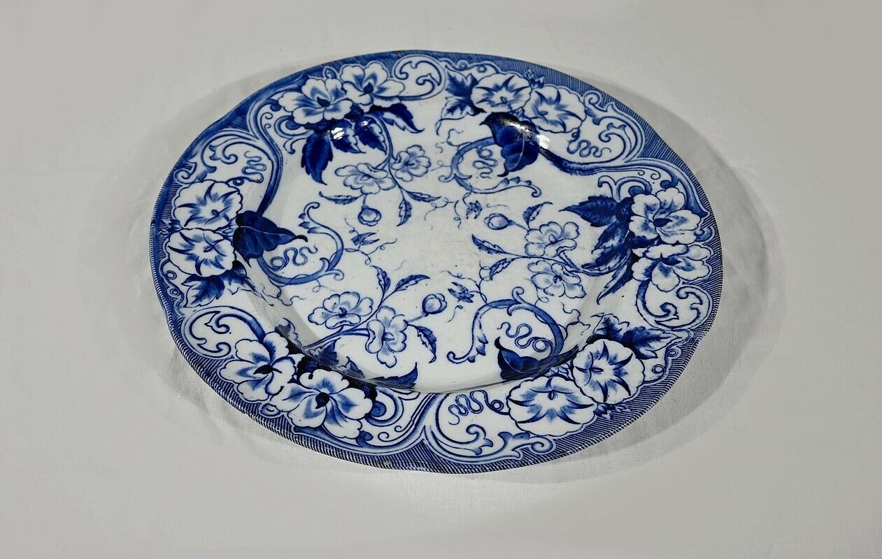 Large Earthenware Dish “Flora With Bindweeds”, Creil & Montereau, Art Nouveau – Late 19th Century photo furniture