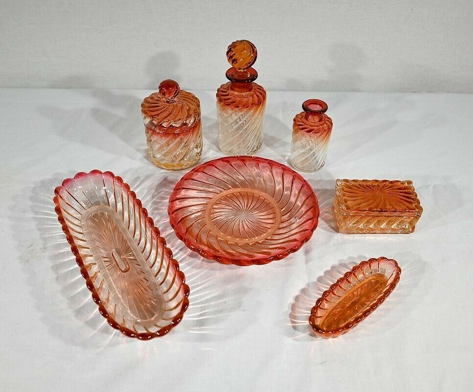 “Bambou Tors” Toilet Set In Baccarat Crystal – Late 19th Century