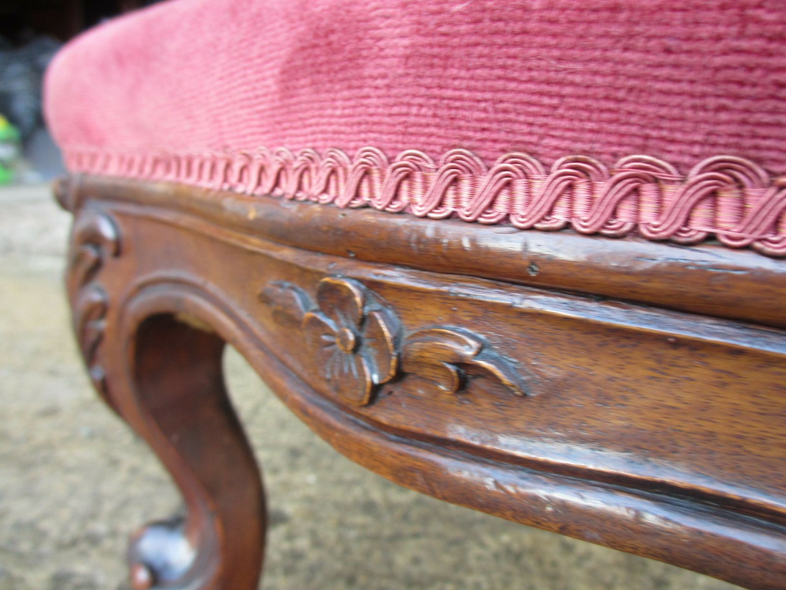 photo furniture Victorian Carved Mahogany Upholstered Prie Dieu Chair On Castors