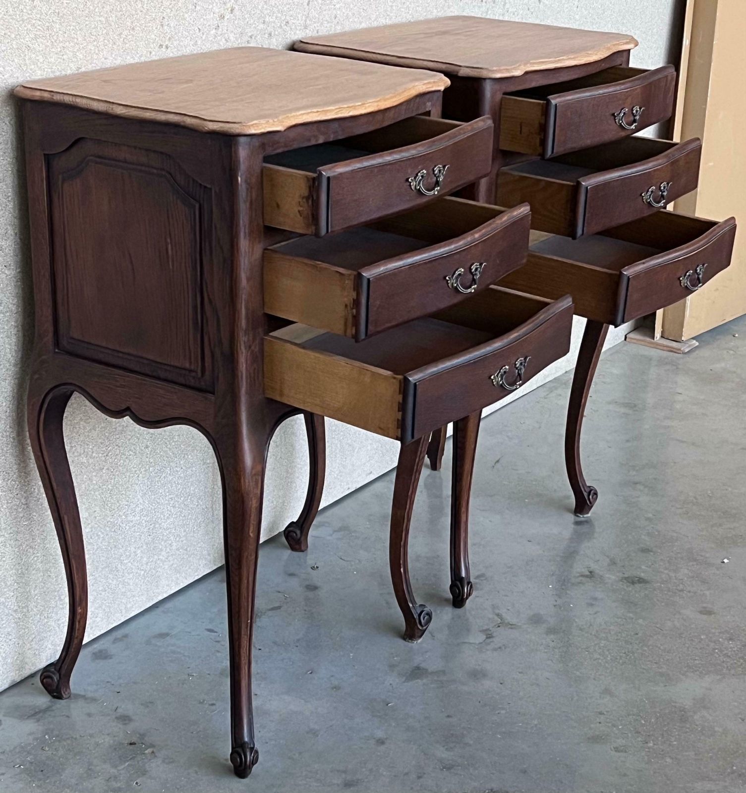 Antique Louis XV French Darkness Oak Nightstands, Set Of 2 photo vinterior