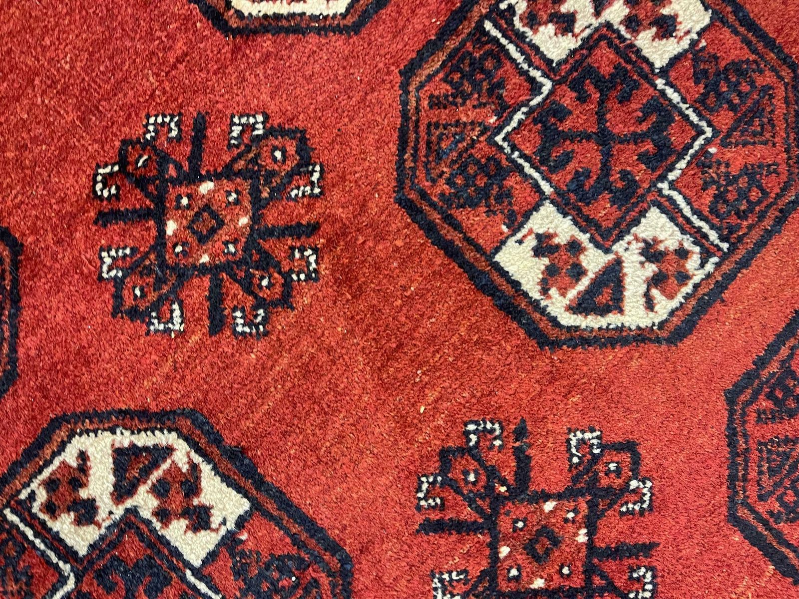 3200.0 Turkmen Carpet Hand Knotted Red Wool Rug Oriental Livingroom Rug photo