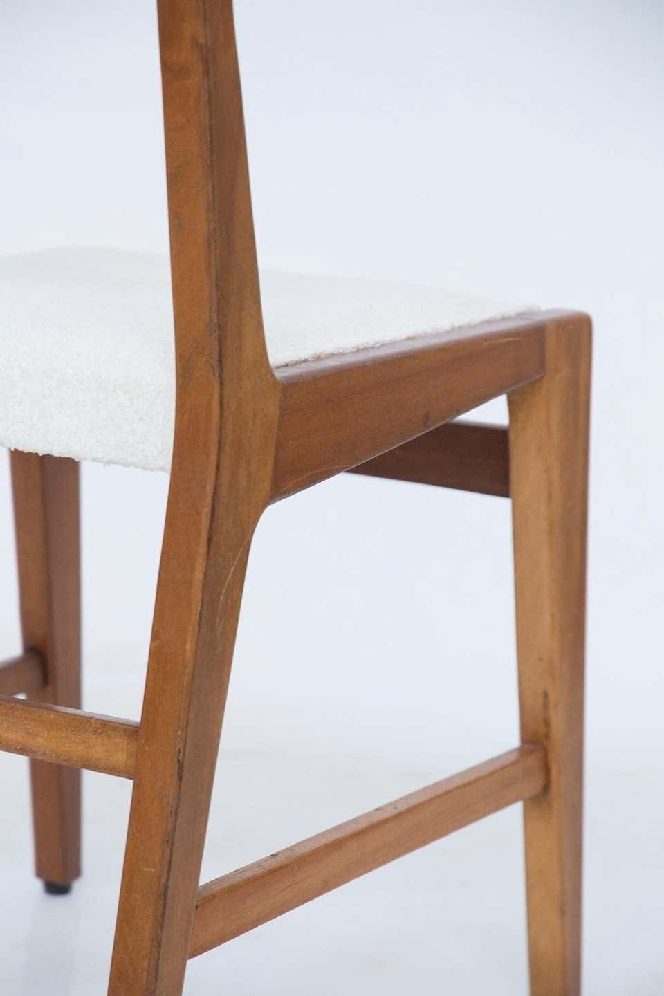 Furniture Bbpr Set Of 12 Wooden Mid Century Chairs In Bouclé photo